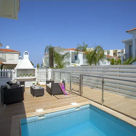 Athina 8 Apartment *
